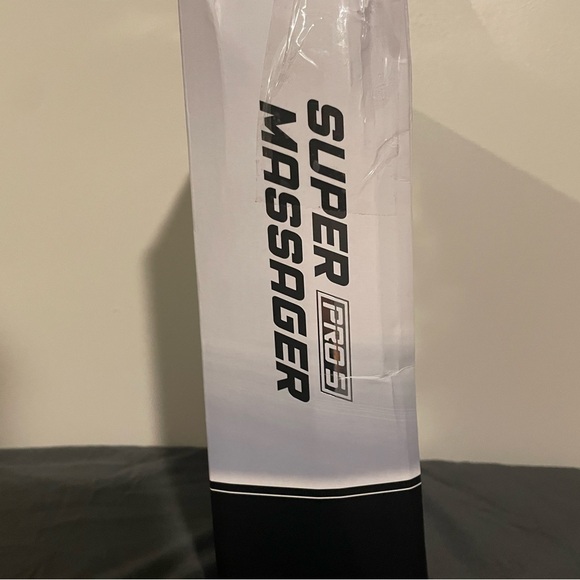 Titan Deep Tiasue Massage Gun with Multiple Settings! Still in the box, unused. - Picture 4 of 5